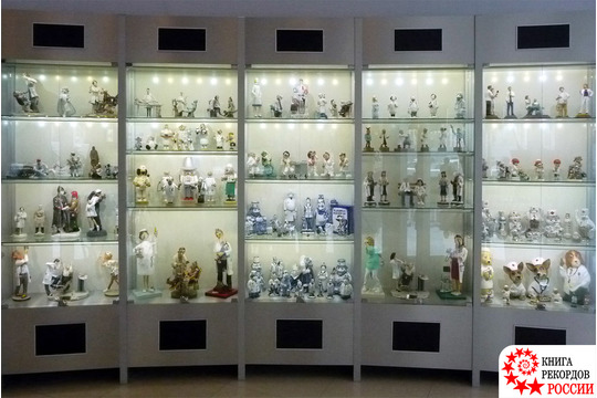 Самая большая коллекция фигурок медицинской тематики в России